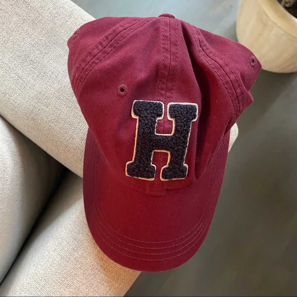 🆕 Tommy Hilfiger Hat “H”